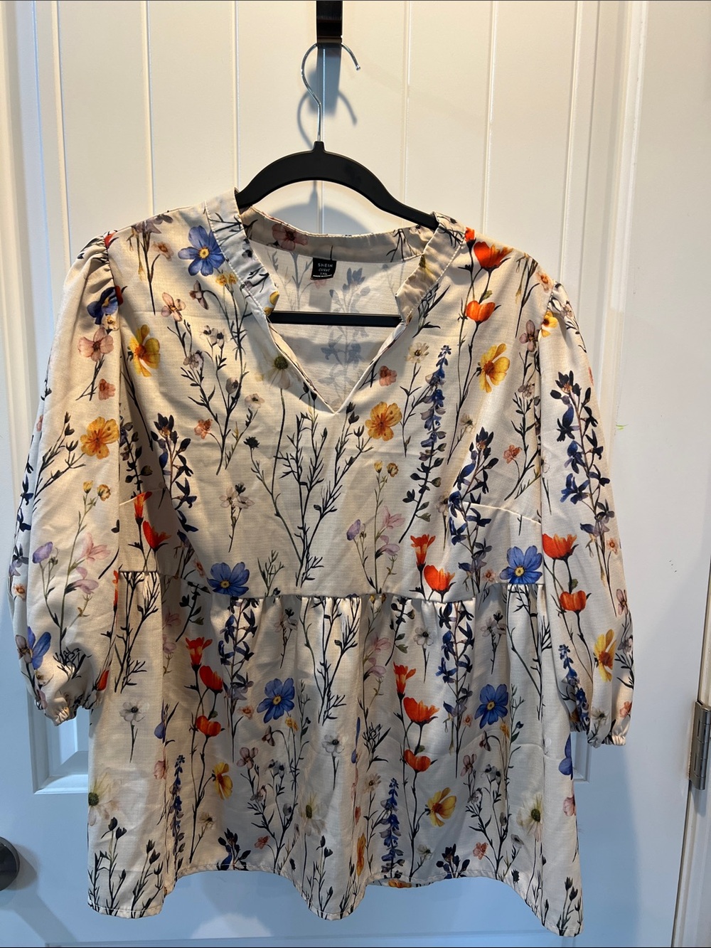 SHEIN Cream Floral V-Neck Peplum Blouse